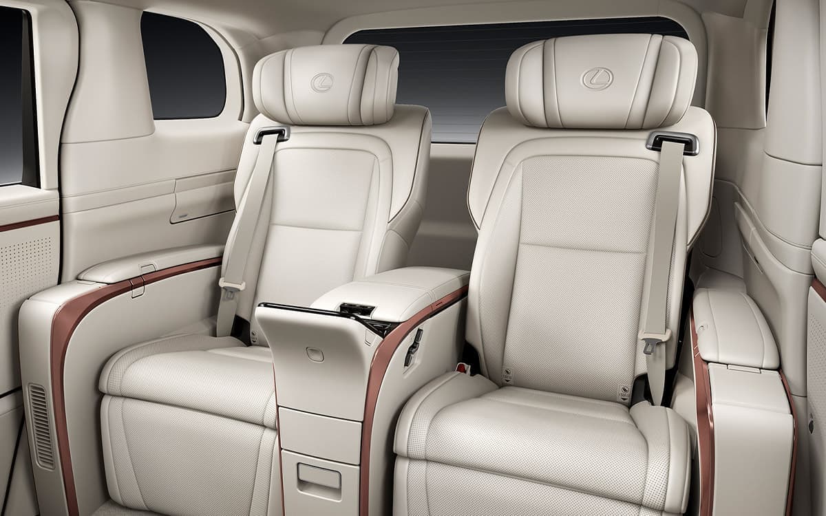 http://Lexus%20LM%20350h%204-seater%20Ultra%20Luxury%20Rejuvenating%20Seat%20Function