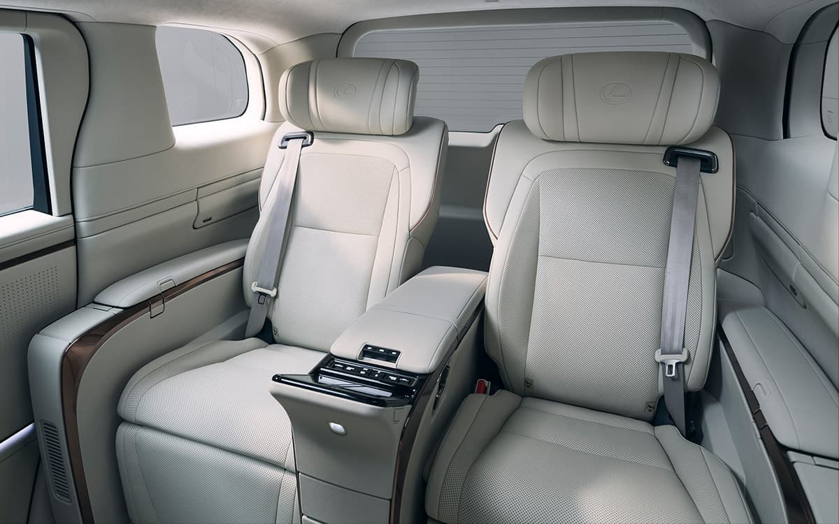 http://Lexus%20LM%20350h%204-seater%20Ultra%20Upgraded%20Rear%20Seating
