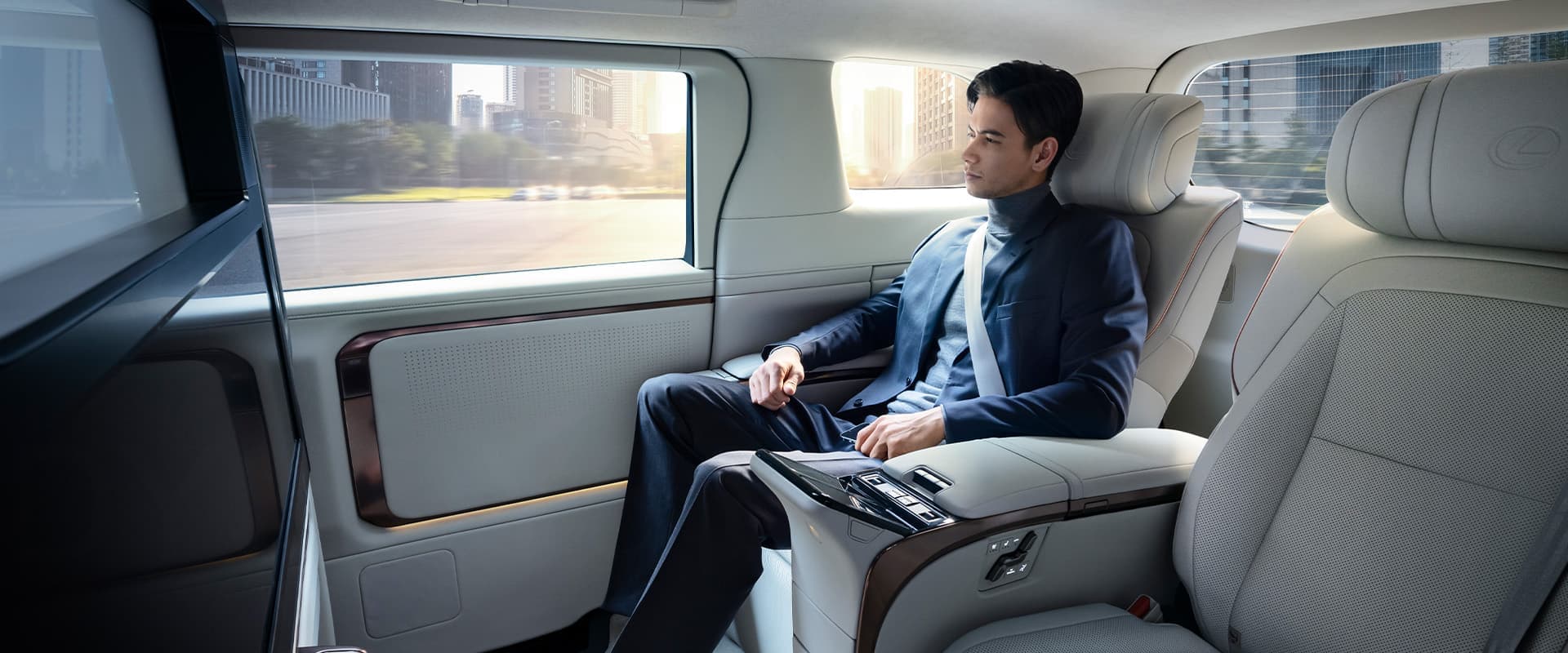 Lexus LM Interior Gallery Images