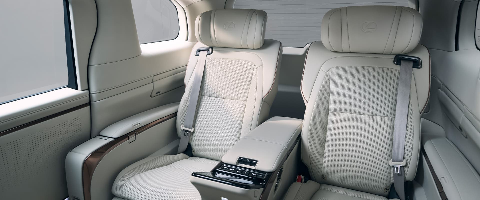 Lexus LM Interior Gallery Images