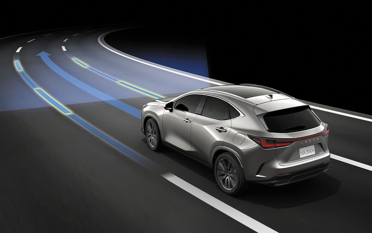 http://Lexus%20NX%20350h%20F%20Sport%20Lane%20Tracing%20Assist
